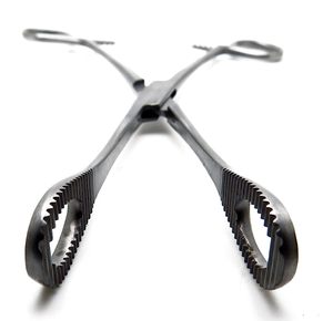 Pinzas Quirúrgicas Foerster para Esponjas, de Acero Inoxidable, Manuales, con Puntas Curvas Serradas, 9.5 Pulgadas, Estilo Ballenger, Certificación CE Clase I - Product Image 5
