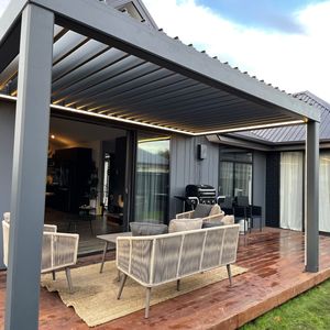 Pergola bioclimatique motorisée à lames orientables, pavillon en aluminium, <span class=keywords><strong>abri</strong></span> <span class=keywords><strong>de</strong></span> <span class=keywords><strong>jardin</strong></span>, couverture <span class=keywords><strong>de</strong></span> terrasse avec télécommande et éclairage LED - Product Image 1