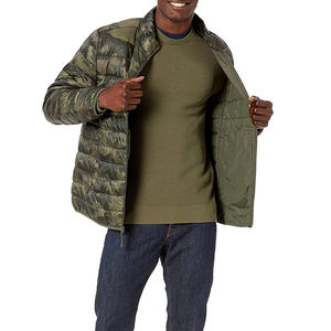 Chaqueta Acolchada de Lona para Hombre, con Capucha y Forro de Seda, Personalizable en Color y Logotipo - Rojo, Mangas Largas - Product Image 4