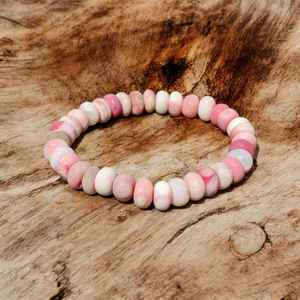 Pulsera de cuentas de ópalo Rosa estilo 2025 hecha a mano, aspecto bohemio, joyería de piedras preciosas elásticas ligeras para regalo de aniversario para mujer - Product Image 3