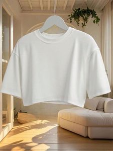 เสื้อยืดครอปผู้หญิง ผ้าเจอร์ซีย์เนื้อนุ่ม ระบายอากาศดี สีพื้น 180gsm ผสมสแปนเด็กซ์ สไตล์ลำลอง รับผลิตแบบ OEM - Product Image 4
