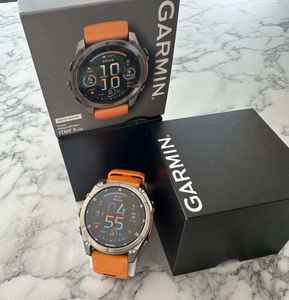 Bonnes Affaires en Cours : Montre Connectée GPS Multisports Fenix 8-51mm AMOLED - Product Image 1