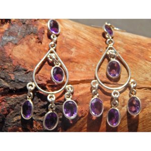 Boucles d'oreilles élégantes en argent 925 faites à la main avec cadeau de pierre précieuse d'améthyste à facettes pour les femmes - Product Image 3