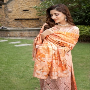 Belle robe panjabi en lin trois pièces élégante pour femmes robe de soirée pakistanaise tenue décontractée en viscose importée Pakistan Inde - Product Image 4