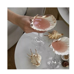 Copa de vino ecológica con concha hecha a mano para bodas, cenas y hostelería junto al mar - Product Image 3