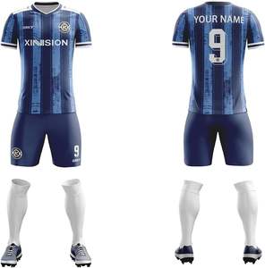 Camisetas de fútbol de diseño personalizado del fabricante con nombre de jugador impreso corte perfecto precio bajo servicio OEM disponible - Product Image 6