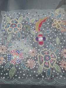 Tissu lourd brodé et perlé à la main, tricoté en maille filet pour accessoires - Product Image 3