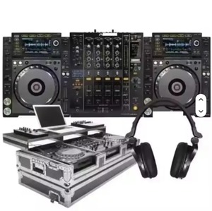 NUEVO SET DE CONTROLADOR DJ + 2x CDJ-2000 1x Consola de Audio Amplificada 900 Nexus - Product Image 3