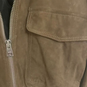 Abrigos y chaquetas de piel de ante para hombre de fábrica OEM transpirables de talla grande abrigos y chaquetas de piel de ante para hombre - Product Image 5