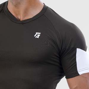 เสื้อยืด Speed Fit ผ้าโพลีเอสเตอร์ถัก 100% น้ำหนักเบา สีพื้น พร้อมลายสกรีน สไตล์เพอร์ฟอร์แมนซ์สำหรับออกกำลังกาย สีเขียวมะกอก - Product Image 6