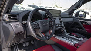 LX600 Signature V8 4.5L AWD SUV d'occasion 2022-2026 Export LX 600 F Sport LHD / RHD AWD Intérieur Cuir Toit Panoramique Automatique - Product Image 3