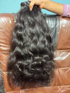 Vrais cheveux humains bruts noirs naturels pour les femmes cheveux indiens de première qualité doux épais cheveux non traités solides de haute qualité pour le tissage - Product Image 4