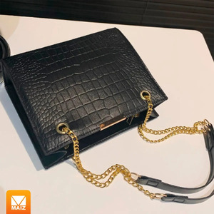 Elegante Bolso de Hombro para Mujer con Cadena, Portátil e Impermeable - Colores Surtidos - Product Image 5