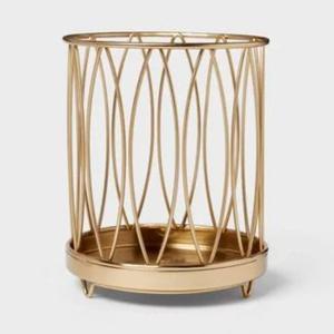 Elegante servilletero de metal negro con diseño decorativo perfecto para bodas y experiencias gastronómicas finas - Product Image 6