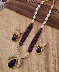 Premium Double Stone American Diamond Polki Premium Pendentif Mala Set Orné de Perles Hydro et de Perles Lustriques Bijoux de Mariée - Product Image 2