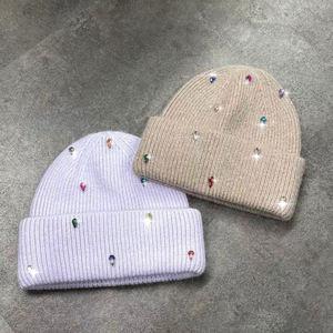 Bonnet d'hiver en gros, bonnet chaud en tricot jacquard, luxe, diamant, strass, brillant, doux, bonnet à revers pour femmes - Product Image 4