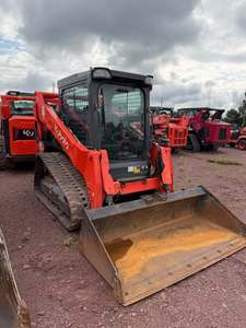 Good Workhorse Kubota SVL75-3 Compact Track Loader Built for Demanding Jobsites Hydraulic Skid Steer Crawler Equipment - Product Image 5