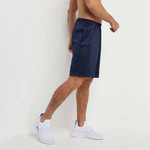 Pantalones cortos de verano de corte regular con un estilo informal con cordón en la calle Material de malla transpirable para hombres Pantalones cortos para hombres - Product Image 3