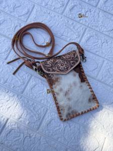 Sac à main pour téléphone en vente chaude, sac à main en cuir véritable de vache, cuir sculpté à la main, franges, petit sac, pochette, sac de créateur - Product Image 2