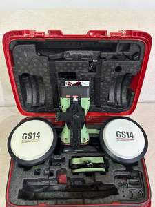 Leica GPS 14 base et récepteur RTK disponibles à la vente en bon état - Product Image 2