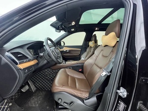Coche usado 2021 Volvo <span class=keywords><strong>XC90</strong></span> B5 Momentum Edición de lujo de 7 plazas - Product Image 3
