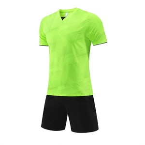 Uniforme de Fútbol de Diseño Nuevo 2025, Conjunto de Camiseta de Fútbol Personalizada por Sublimación, Unisex, 100% Poliéster Transpirable, Venta al Por Mayor - Product Image 5