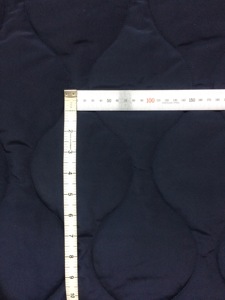 Acolchado moderno de poliéster 100%, patrón bordado cuadrado de 6 pulgadas, 2-5 capas, alto estándar para uso doméstico en hoteles, precio razonable - Product Image 6