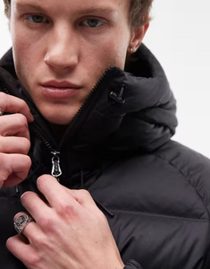 Chaqueta acolchada de invierno con logotipo personalizado para hombre, ropa gruesa cálida de gran tamaño con burbujas y cuello levantado, a prueba de viento y lluvia - Product Image 4