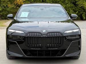 BMW Série 7 60i xDrive d'occasion haut de gamme à prix réduit à vendre - Product Image 1