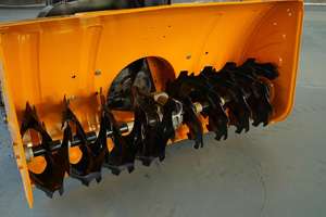 Robot quitanieves con control remoto, barredora de nieve con motor para una limpieza invernal conveniente, garantía de 5 años - Product Image 5