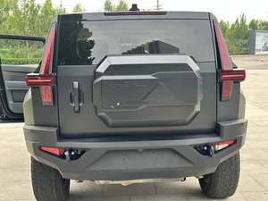 M-Hero Dynamic 2025/2026, Nuevo Interior Oscuro, Volante a la Izquierda, Motor Automático 2.0T con Transmisión de Doble Embrague Húmedo - Product Image 4