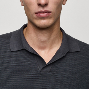 Pull en tricot 100% acrylique sur mesure pour homme, streetwear, respirant, col en V, couleur unie, manches courtes - Product Image 4