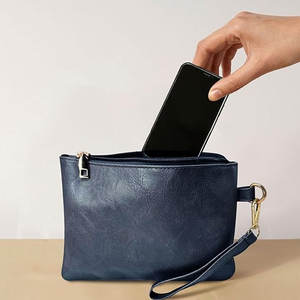 กระเป๋าคล้องข้อมือพร้อมวัสดุน้ำหนักเบาและช่องใส่ของเหมาะสำหรับการช้อปปิ้งหรือการเดินทาง - Product Image 6