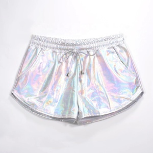 Shorts décontractés pour femmes, taille élastique, grande taille, avec cordon de serrage, effet métallique, à sequins brillants, en tissu à mémoire de forme, enduit PU, tendance - Product Image 4
