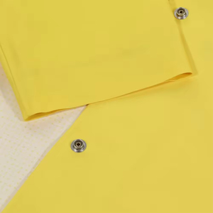 Veste de pluie imperméable pour hommes OEM pour la randonnée, le camping, le manteau d'extérieur coupe-vent respirant et léger avec logo personnalisé. - Product Image 4