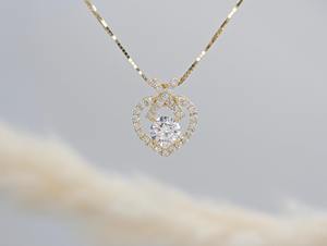 Collar con Colgante de Diamante Moissanite Redondo de Moda con Certificación GRA, Diseño de Corazón en Oro de 14k, Joyería Fina de Moda al Mejor Precio - Product Image 3