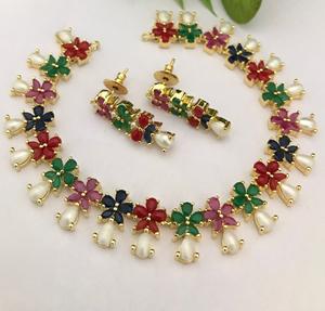 Ensemble collier et boucles d'oreilles en argent plaqué zircon de haute qualité avec véritables perles pour mariage, collection moderne pour femmes - Product Image 1