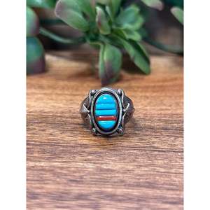 Anillo de Plata de Ley para Hombre con Incrustaciones de Turquesa y Coral Navajo, Chapado en Oro Rosa y Rodio, Talla 10.75, Regalo - Product Image 1