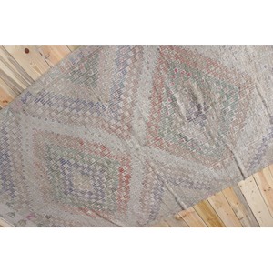 Tapis turc vintage de 5x8,2 pieds, tapis en laine géométrique gris - Product Image 2