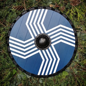 Cuchillos personalizables de escudo Báltico vikingo hechos a mano por el fabricante revestimiento de cuero de acero de madera para tallar producto de grado OEM DIY - Product Image 3