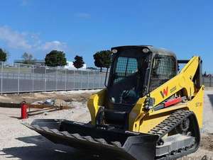 Chargeuse compacte sur chenilles Wacker Neuson ST50 À VENDRE - Product Image 6