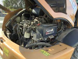 2011 Case 321E Chargeuse sur pneus Puissance fiable pour travaux compacts - Product Image 6