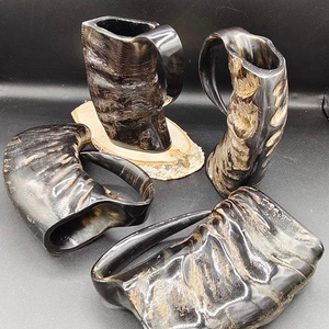 Mug en corne de Viking artisanal pour hommes et femmes - Écologique, couleurs personnalisables, impression typographique pour fêtes et usage domestique - Product Image 5