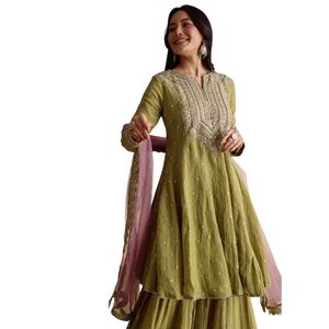 Mehendi Green Crush Tissue Sharara Suit avec des paillettes Zari pour la réception de fête de mariage Célébrations culturelles traditionnelles - Product Image 2