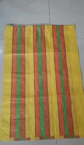 Rouleaux de sacs tissés en plastique PP à bas prix pour produits chimiques, tissu tissé antidérapant pour l'emballage de céréales et de semences, en rouleau flexible - Product Image 5