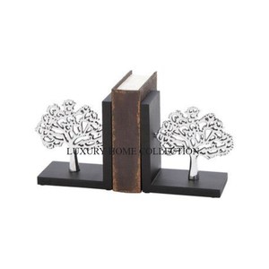 Serre-livres en métal en bois robuste avec des motifs géométriques uniques offrant à la fois une robustesse et une touche élégante aux intérieurs - Product Image 2