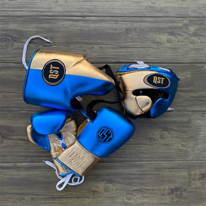 Conjuntos de boxeo personalizados, guantes, tocados, espinilleras, protector de ingle, logotipo OEM, equipo de combate de cuero genuino, QST internacional para hombres y jóvenes - Product Image 3