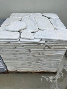 2025 <strong>White</strong> Marble &amp; Light <strong>Travertine</strong> Outdoor Garden Steps Flagstone Irregular Sizes Crazy Paving Stone Driveway Made in Turkiye - Product Image 4