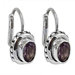 Pendientes Huggie Vintage de Plata 925 con Amatista Engastada en Bisel, Joyería para Uso Diario de Mujer - Product Image 3