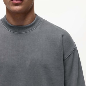 Sudadera gris lavada de alta calidad para hombres y mujeres Diseño cómodo y elegante para ropa informal - Product Image 4